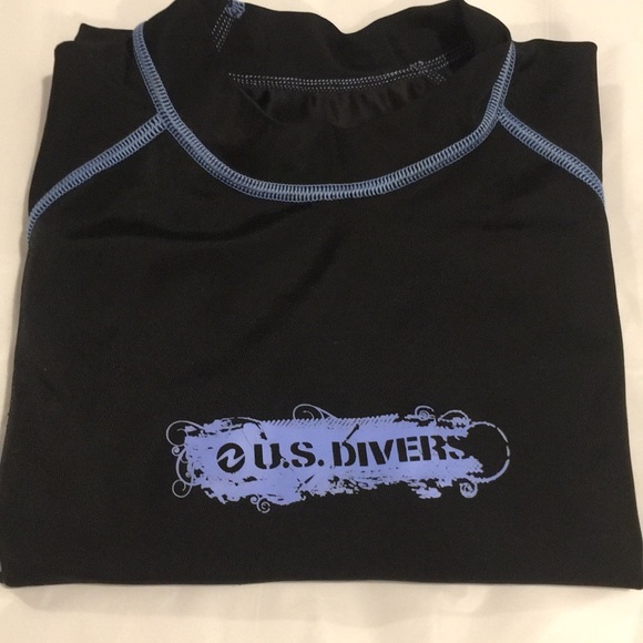 US Divers shirt size S 92% Polyestor 8% Spandex - Picture 5 of 5